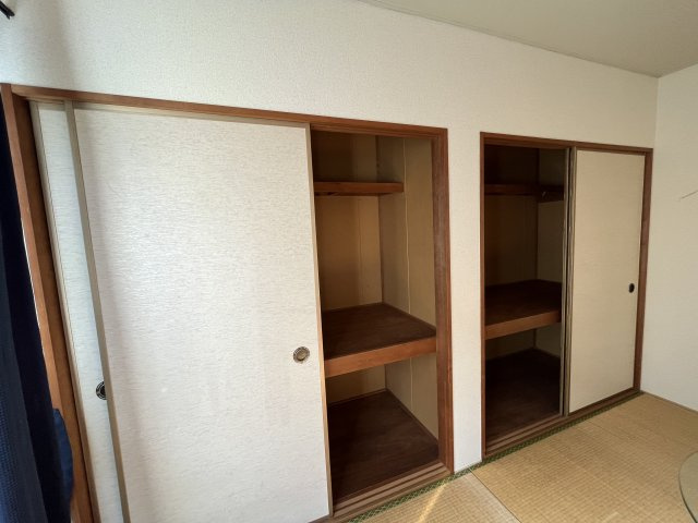 アメニティハイム本郷Bの収納|
