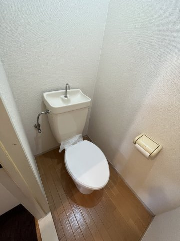 アメニティハイム本郷Bのトイレ