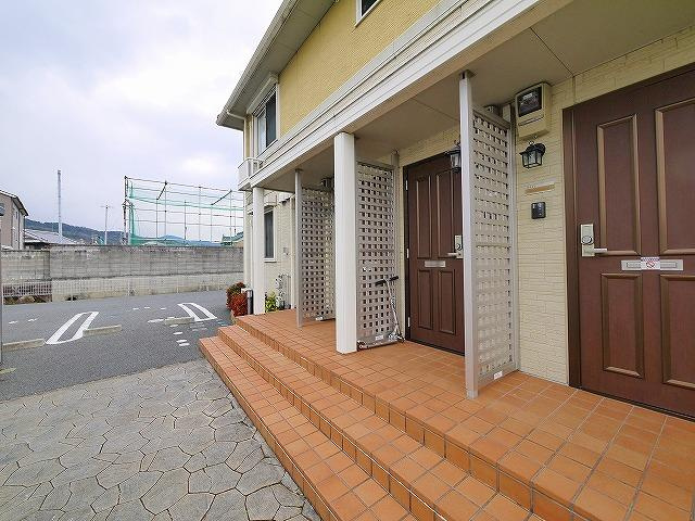 タウン ビビ　Ｄ棟のエントランス|清潔なエントランスです