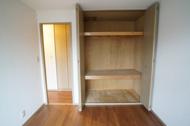 カーサアゼリア Aの収納