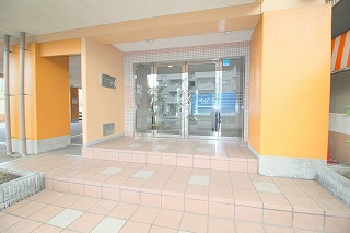 【エントランス】 | ラ・セーヌ蛍池