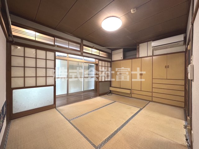 二タ子売家の和室