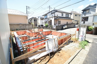 【外観】 | 現地見学や資料請求などお気軽にお問合わせ下さい。
周辺環境とあわせて現地ご案内致します。