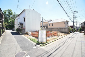 【外観】 | 角地でとても開放的で、日当たり通風ともに良好です。