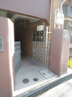 【エントランス】