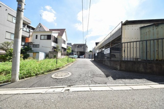 【前面道路含む現地写真】 | 現地見学や資料請求などお気軽にお問合わせ下さい。
周辺環境とあわせて現地ご案内致します。