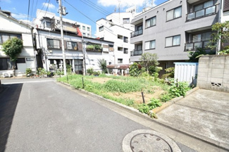 【前面道路含む現地写真】 | 現地見学や資料請求などお気軽にお問合わせ下さい。
周辺環境とあわせて現地ご案内致します。