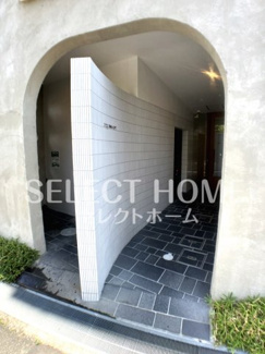【エントランス】 | 建物の内部です