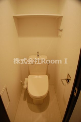 【トイレ】 | レオンコンフォート北浜 | シンプルで使いやすいトイレです