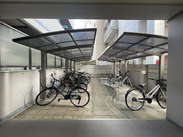 メゾン・ド・シプレームのその他共用部分|メゾン・ド・シプレーム　704号
自転車置き場