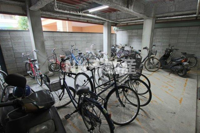 【その他共用部分】 | オーナーズマンション菱屋西（河内小阪賃貸） | 駐輪場です