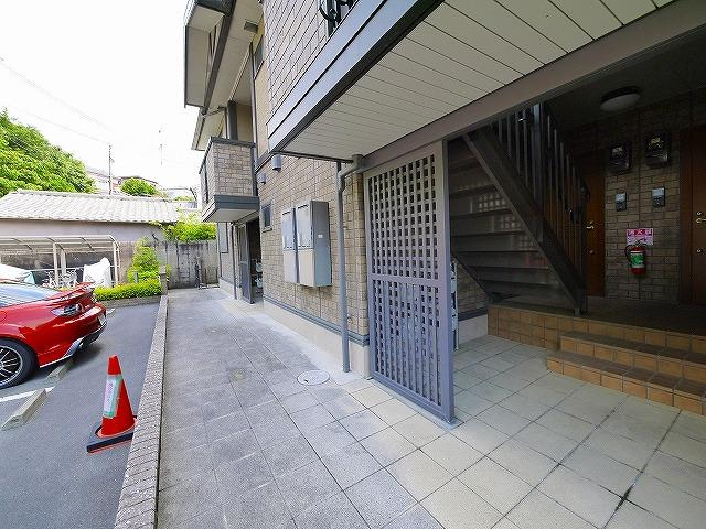 コスモス　オーゼのエントランス|落ち着いたエントランスです