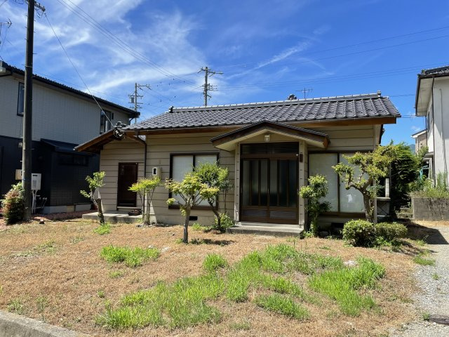 南箕輪村　中古住宅の外観