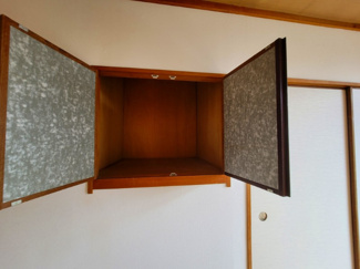 【収納】 | 松下アパート | 階段上の収納です