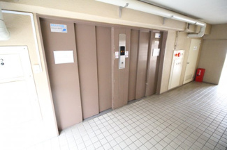 【その他共用部分】 | エレベーターを完備したマンション♪