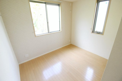 【洋室】 | メゾンフレールA