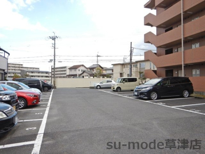 【駐車場】 | メゾンクレール