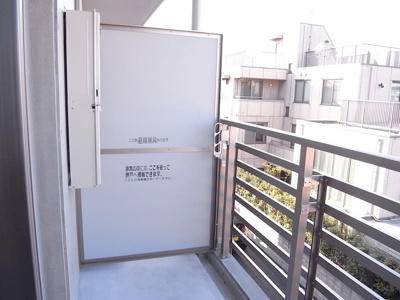 【バルコニー】 | 飛幡ブレイン