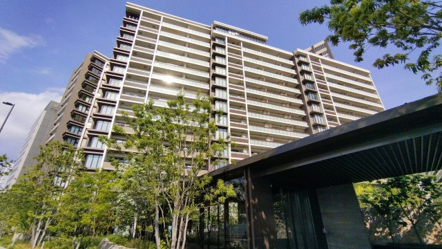 プレミスト有明ガーデンズの外観