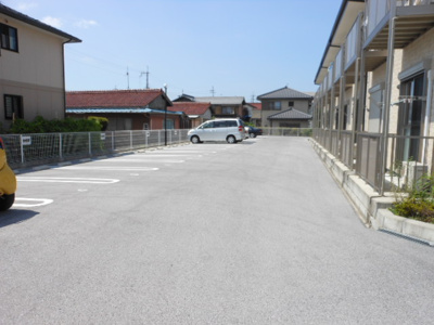 【駐車場】 | ハイツKⅢ
