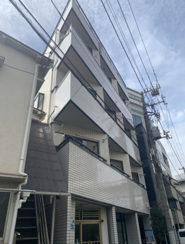 町田ビルの外観