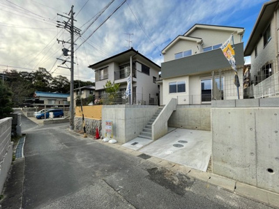 【外観】 | 尾張旭市平子町東　１号棟〈仲介手数料無料〉城山小・旭中　新築一戸建て | 11/8撮影
尾張旭市の不動産売買の事ならマックスバリュで住まい相談エムワイホームにお任せください。