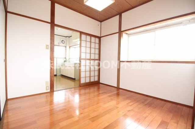 田中コーポの居間・リビング|ゆったり過ごせる居間です