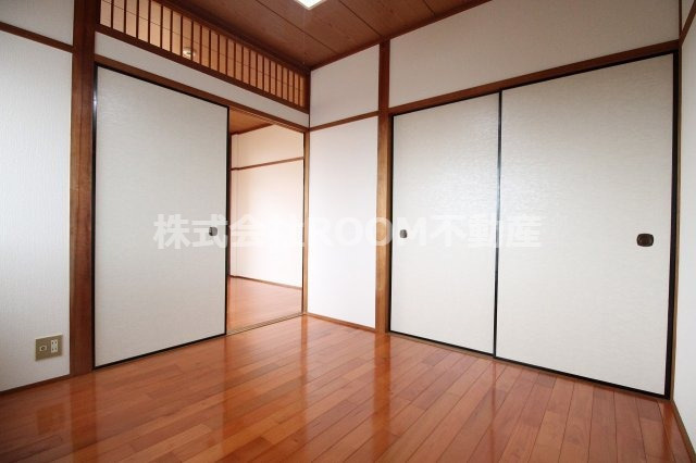 田中コーポの内装|明るい色調の室内です