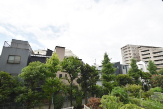 【展望】 | 物件のお問い合わせは、 ０１２０－７００－９６８までお気軽にどうぞ！
バルコニーからの眺望