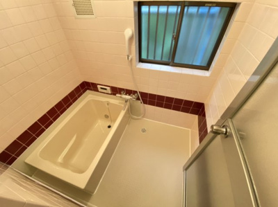 【浴室】 | 善根寺町1丁目戸建賃貸