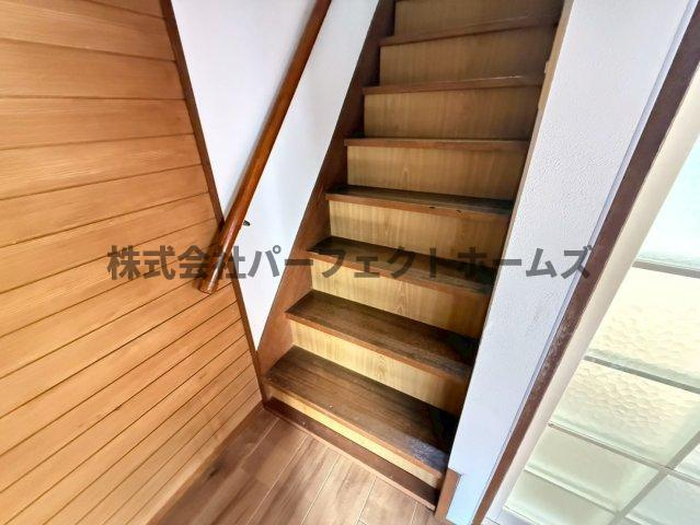 香里北之町戸建　賃貸の内装|内装は落ち着いています