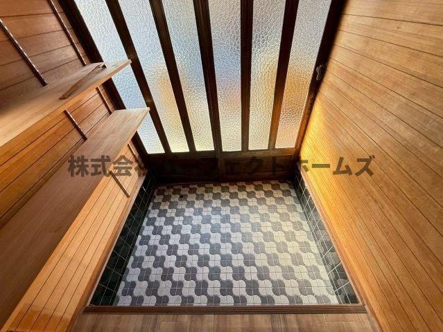 香里北之町戸建　賃貸の玄関|玄関です