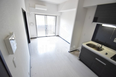 【内装】 | S-FORT福島ＬａＬｕｎａ | こちらのリビングで趣味の時間をお楽しみください