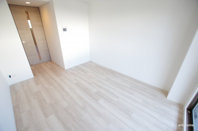 エスリード大阪クレストコート　仲介手数料無料の洋室