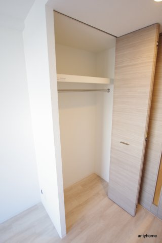 エスリード大阪クレストコート　仲介手数料無料の収納