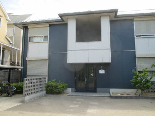 和泉市池田下町のハイツ