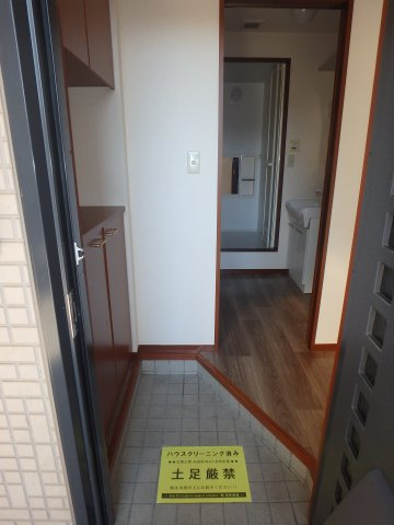 プリンス大島の玄関|大島　プリンス大島　2LDK　玄関