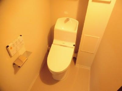イーグルコート烏丸御池ルミエのトイレ