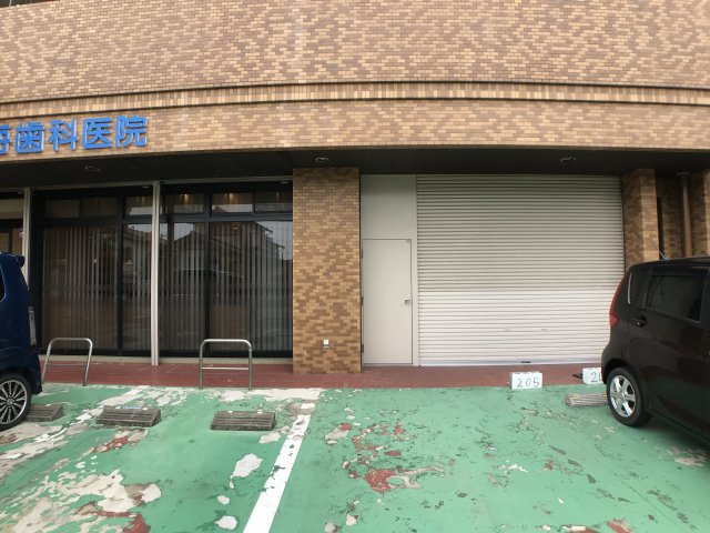 イーストタウンの外観