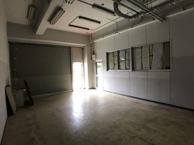 イーストタウンの内装