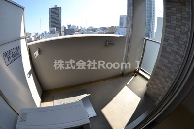 【バルコニー】 | ミュプレ北浜 | バルコニーからの眺めを楽しみながら食事をしませんか