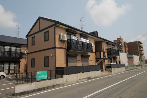 岸和田市箕土路町１丁目のハイツ