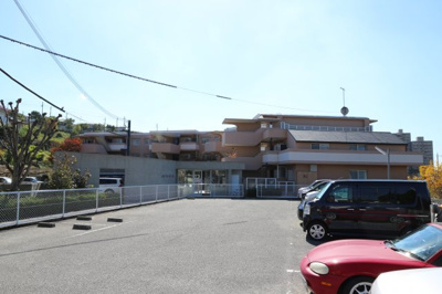 【駐車場】 | メルヴェーユ桃山台