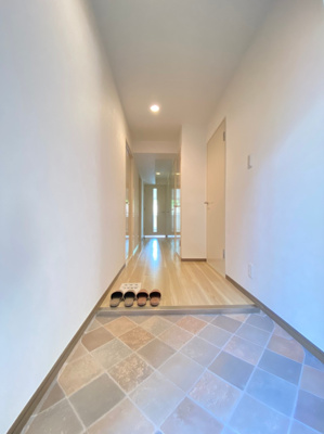 【玄関】 | メルヴェーユ桃山台