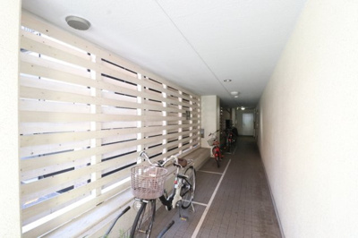 【エントランス】 | 日之出ビル馬借