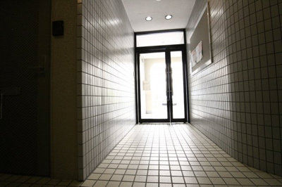 【エントランス】 | カーサ滝の茶屋