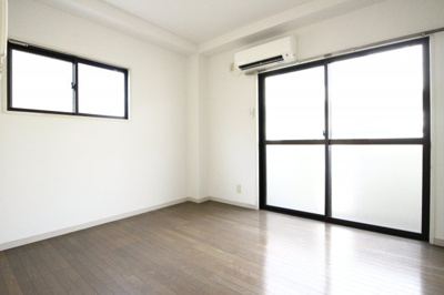 【居間・リビング】 | カーサ滝の茶屋