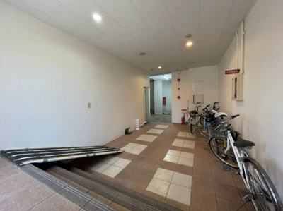 【エントランス】 | ジョイフル福田