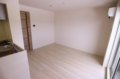 【居間・リビング】 | クローバー富士1号館