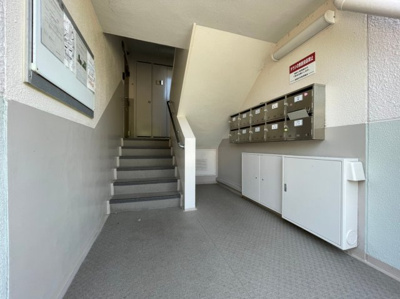 【エントランス】 | 塩屋住宅3号棟